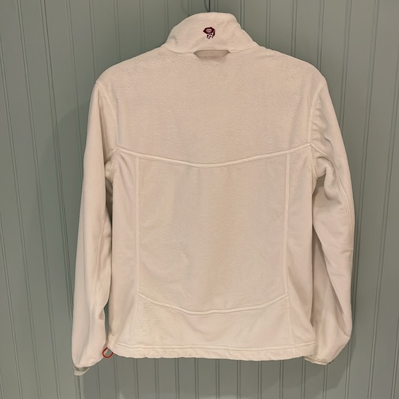 Gorgeous mountain hardwear two layer coat - Picture 17 of 17